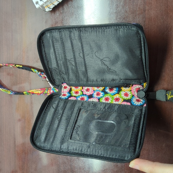 Vera Bradley Carry It All Wristlet Wallet - Picture 4 of 4